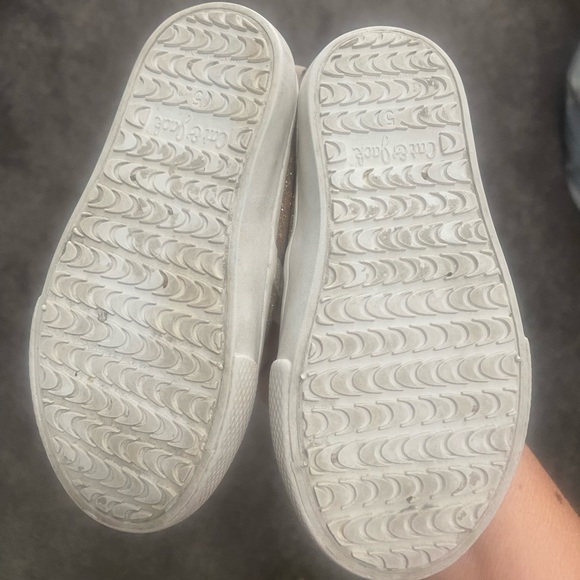 Toddler Girl’s Pink Glitter Slip On Shoes, size 5 - Picture 4 of 6